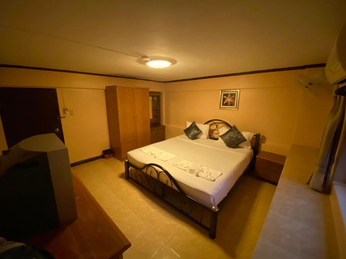 Star Guesthouse Patong Exterior foto